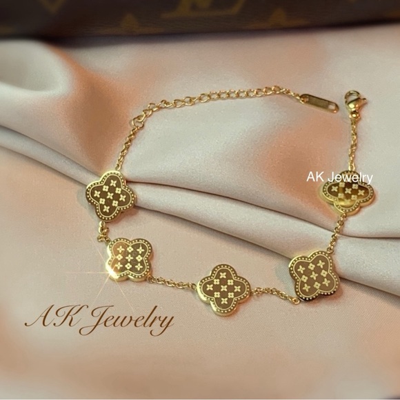 💎18k BRACELET Gold Clover 5 Motifs Flower Bracelet Etched Gold Plated - Picture 4 of 7